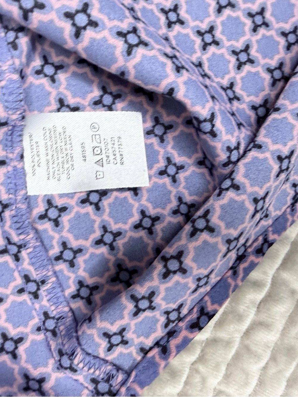 LOFT Plus Floral Trim Geometric Print Blouse Size 18 Lavender Long Sleeve Top - Picture 6 of 7